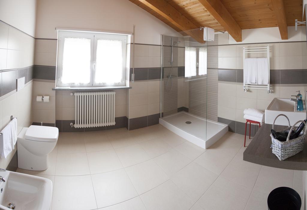 B&B Alba In Langhe Verduno Rom bilde